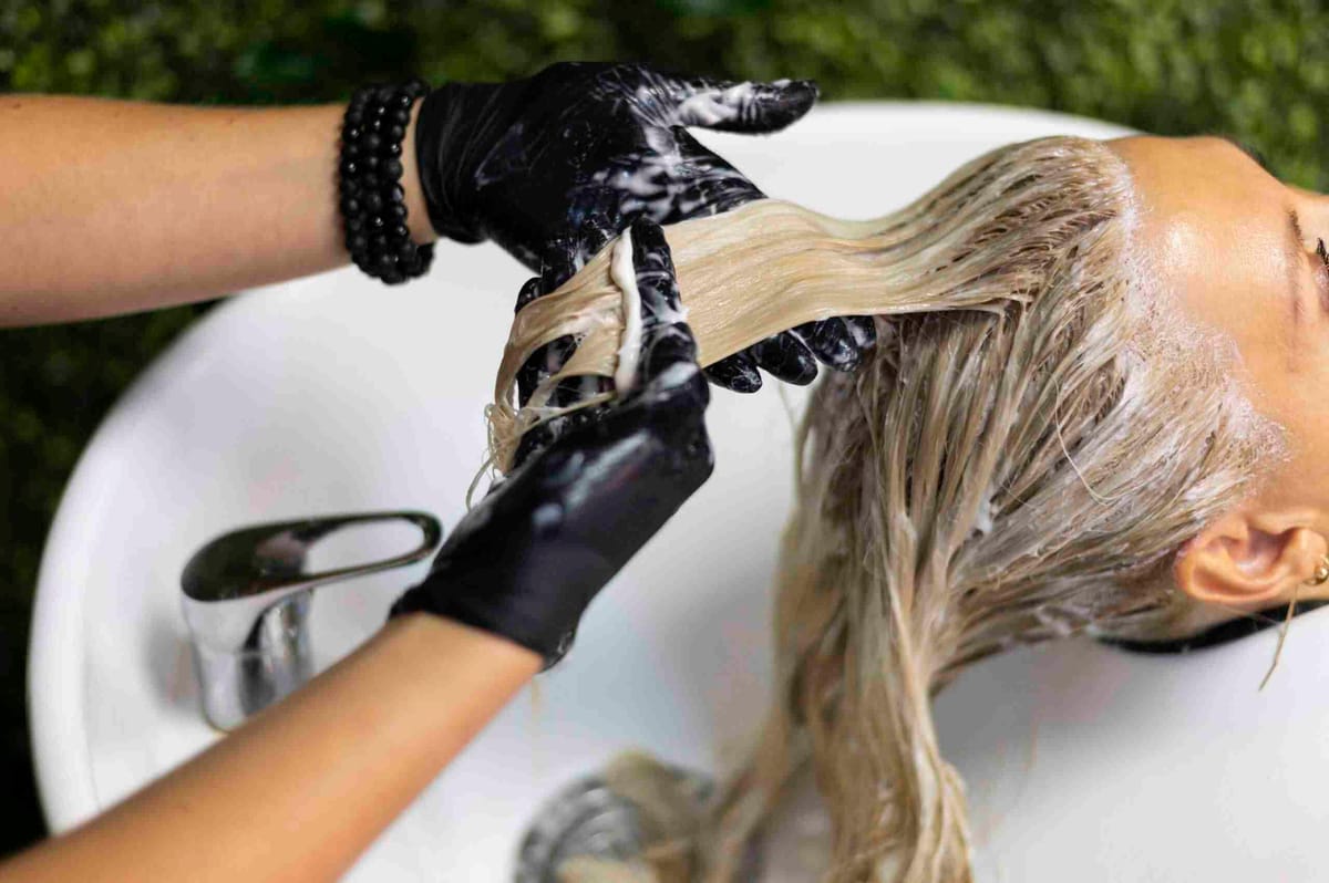 woman-getting-her-hair-washed-beauty-salon Conditioning Hair Treatment